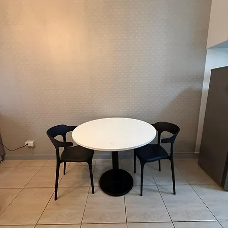 Miya\'S Crib H Staycation Tomas Morato Quezon City