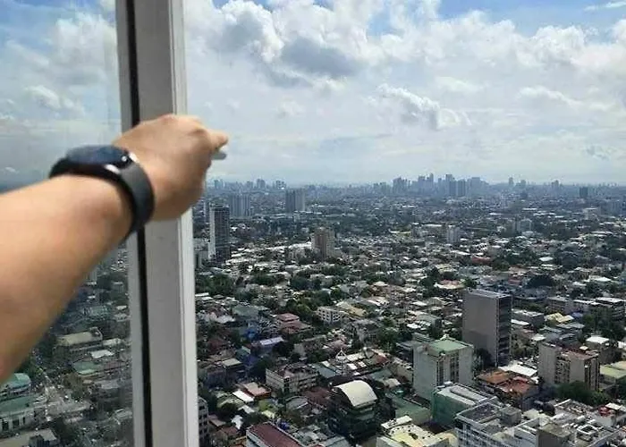 Miya's Crib H Staycation Tomas Morato Quezon Aparthotel 3*