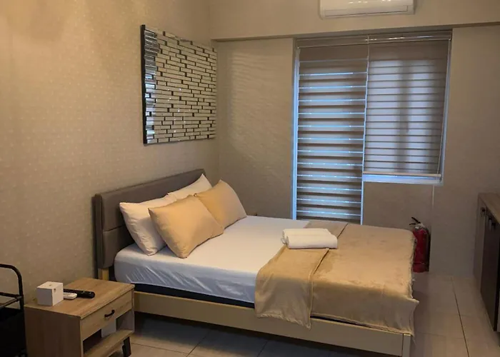 Aparthotel Miya's Crib H Staycation Tomas Morato Quezon 3*